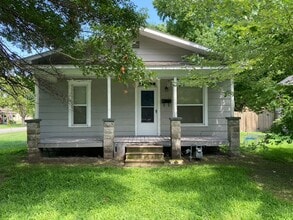 Building Photo - 1906 N Joplin St