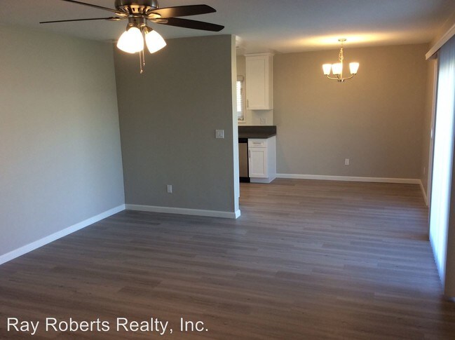 Building Photo - 4 br, 2 bath House - 6601 LENORE AVE