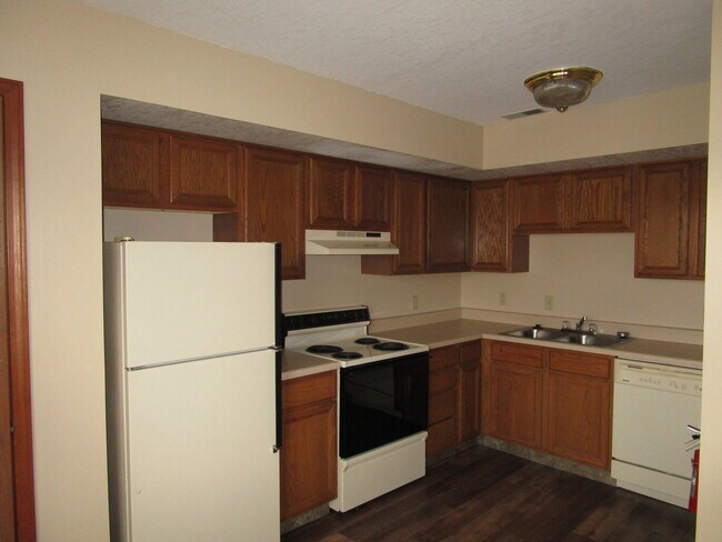 Foto del edificio - 3 Bedroom Duplex in Albion!!!