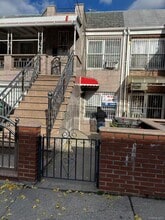 Building Photo - 47-05 90th St