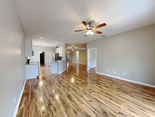 Building Photo - 6097 Indigo Crossing Dr