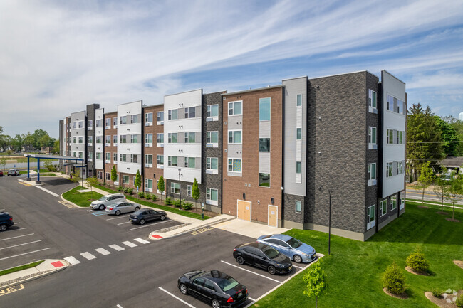 Foto del edificio - Newcomb Senior Apartments