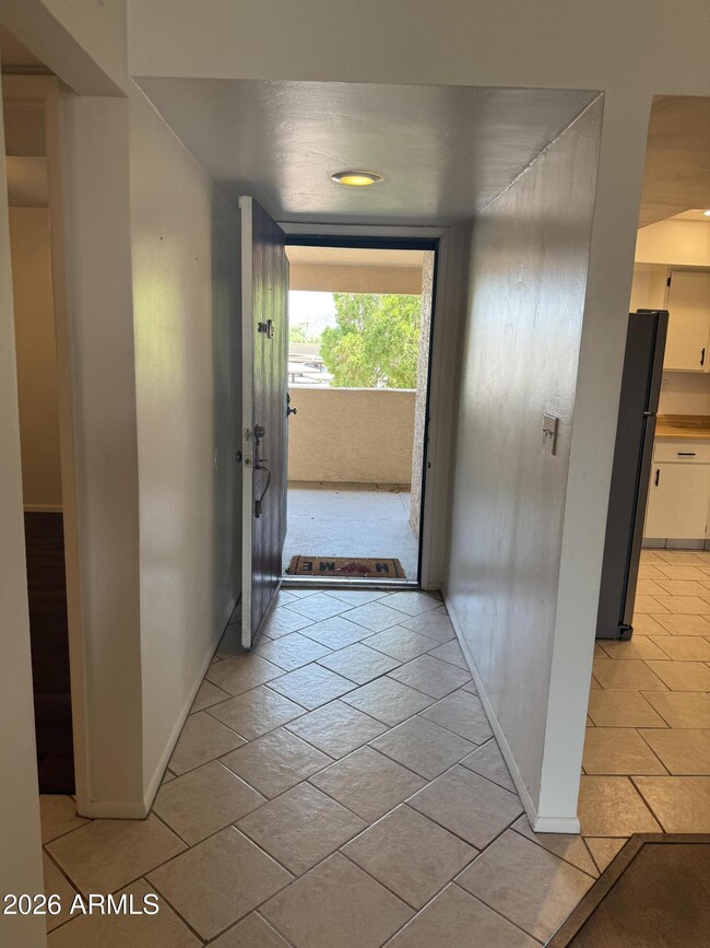 Building Photo - 10828 N Biltmore Dr