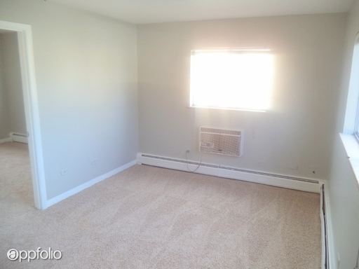 Building Photo - 2505 Kenton St