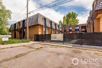 Building Photo - 240 E 400 N