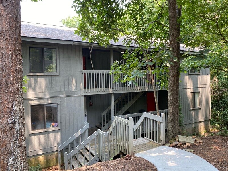 Primary Photo - 150 Ligon St