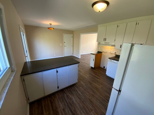 Foto del edificio - 805 Southmoor Dr