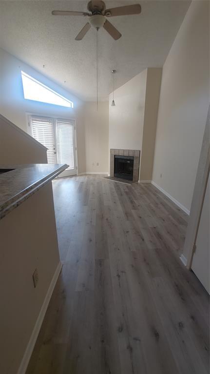 Building Photo - 10855 Meadowglen Ln