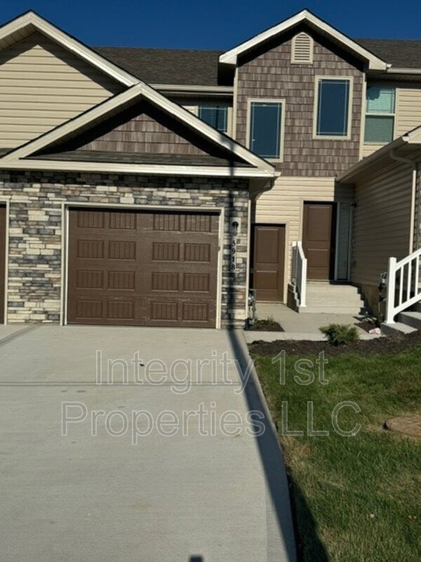Primary Photo - 5918 NW 88th St