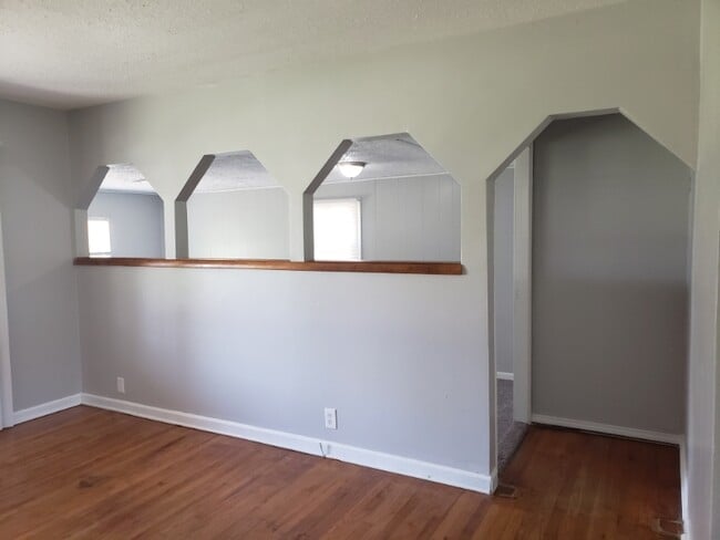 Building Photo - 2356 N Prince St