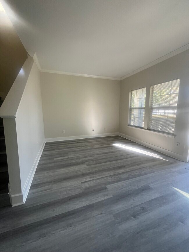 Photo - 11809 Longwood Garden Way House