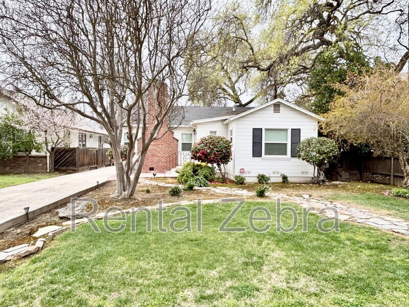 Primary Photo - 354 E 21st St