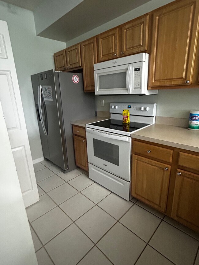 Building Photo - 4980 Baraldi Cir