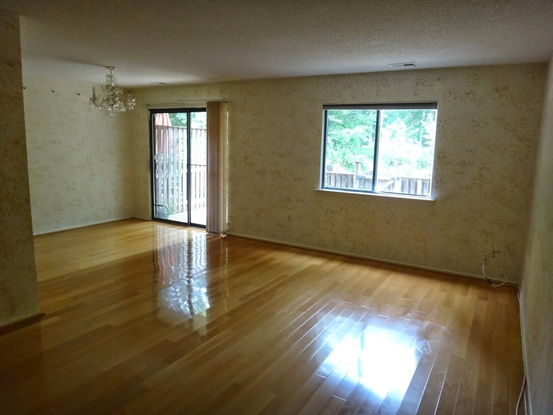 261 Hampshire Dr, Princeton Meadows, NJ 08536 Townhome Rentals in