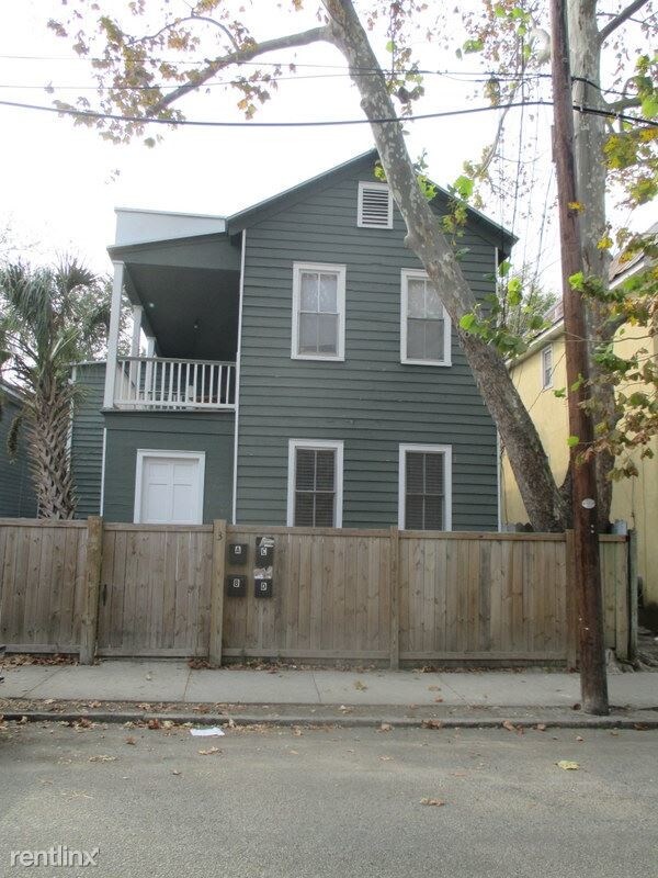 Building Photo - 2 br, 1 bath Apartment - 53 Drake St D Unit D
