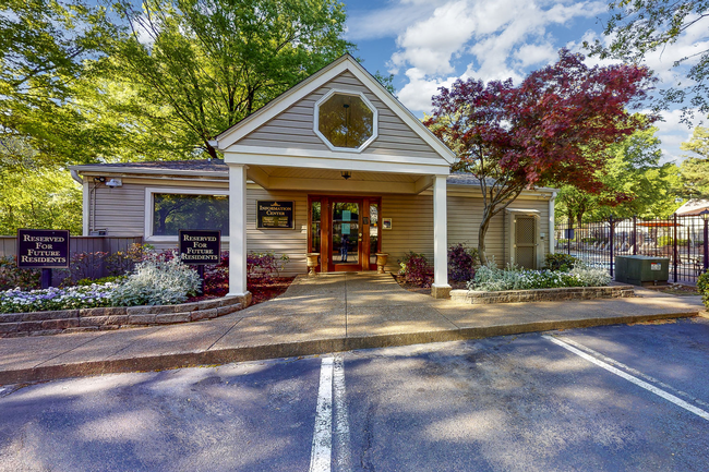 Foto del edificio - Crossings at Fox Meadow