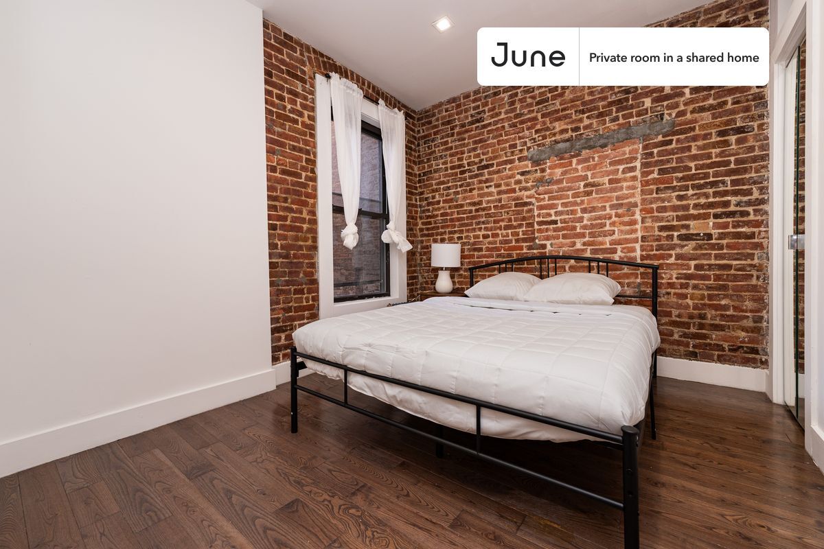 Private bedroom in 4 bed/2 bath Home - Private bedroom in 4 bed/2 bath Home