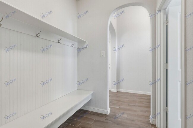 Foto del edificio - 1100 Scotney Ln