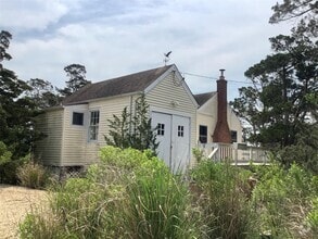 Building Photo - 1 Driftwood Ln