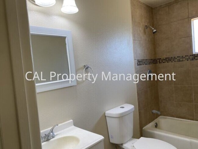 Foto del edificio - Quaint Home for rent in Greenfield