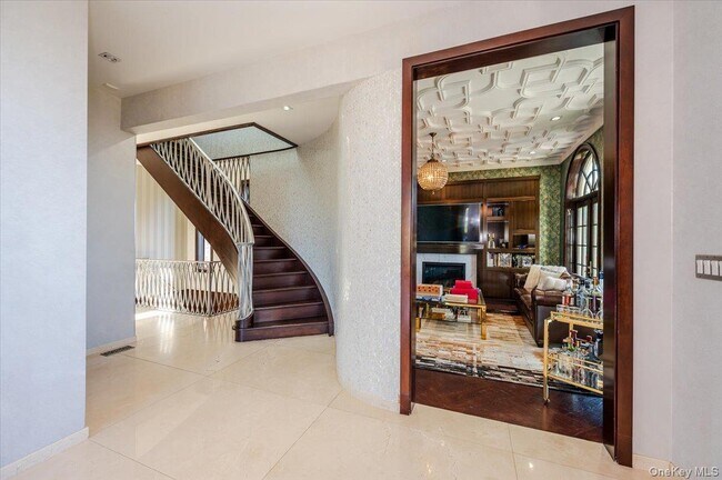Foto del edificio - 25 Edgewater Ln