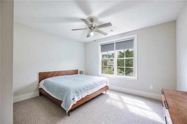 Foto del edificio - 513 Camden Hall Dr