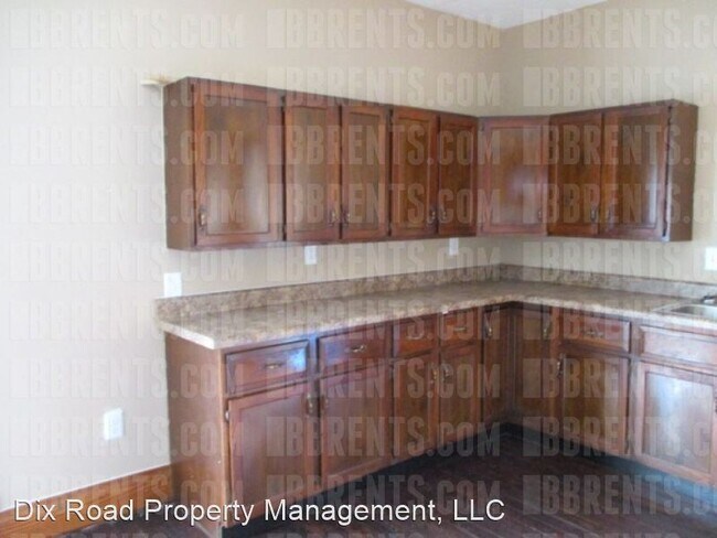 Foto del edificio - 3 br, 1.5 bath House - 329 North Tenth Street