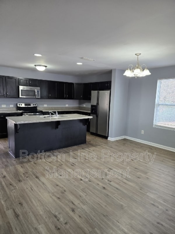 Foto del edificio - 912 Sherman St