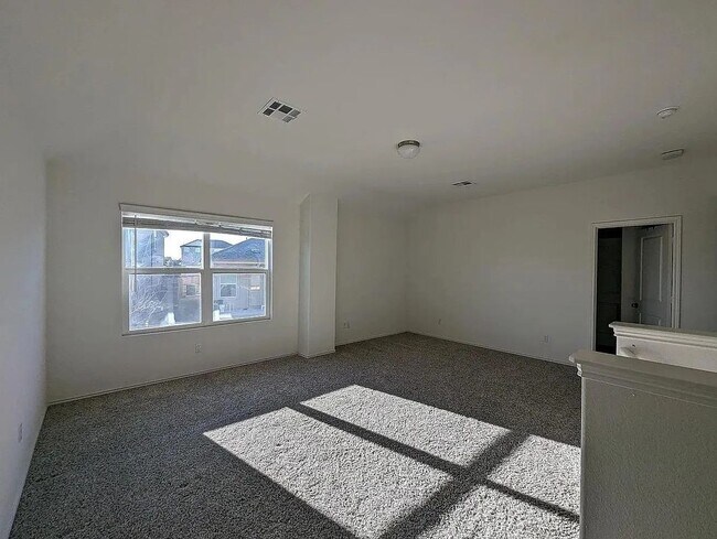 Foto del edificio - 1216 Blackhaw Ln
