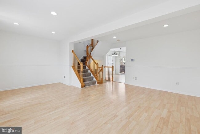 Building Photo - 306 General Hancock Blvd