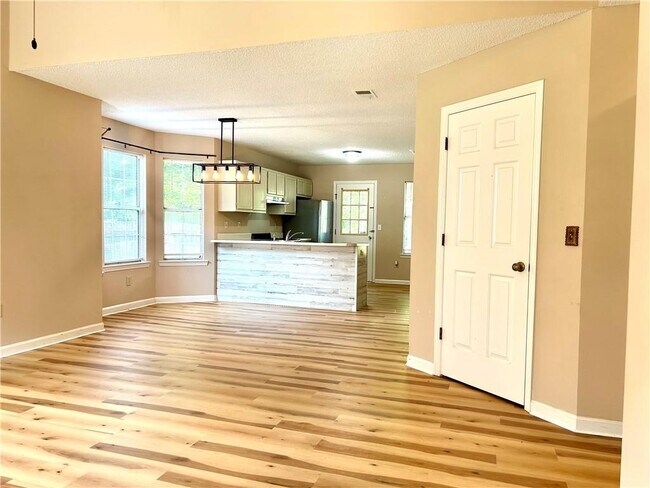 Foto del edificio - 1252 Scripps Ct SW