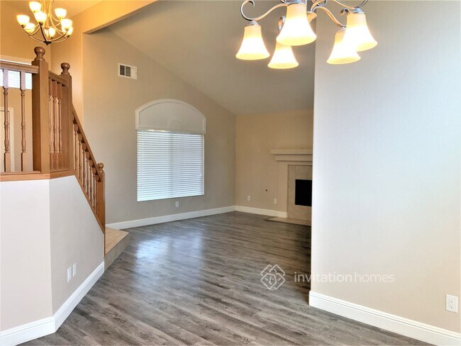 Building Photo - 2035 Shadow Brook Way