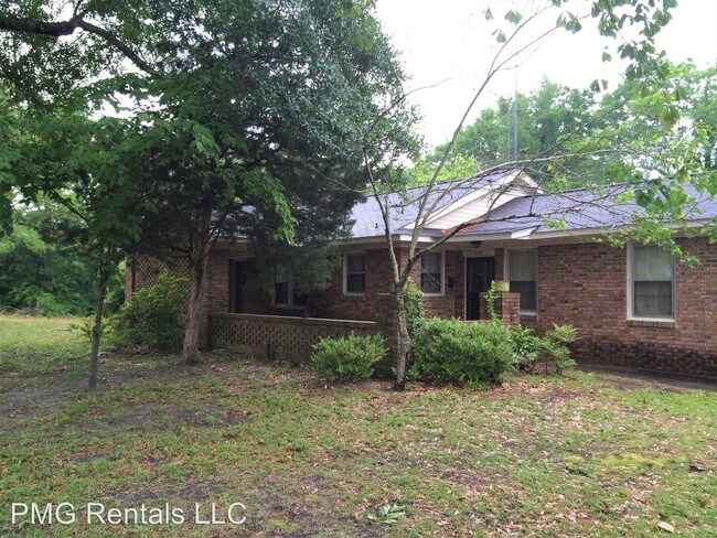 Building Photo - 3 br, 2 bath House - 357 East Main St