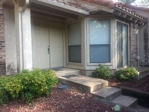 Building Photo - 229 Shady Ln Dr