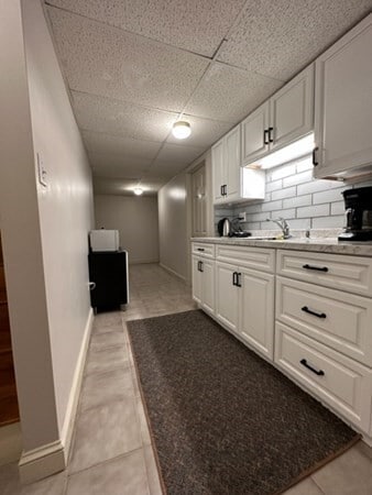 Building Photo - 166 Pond Brook Rd