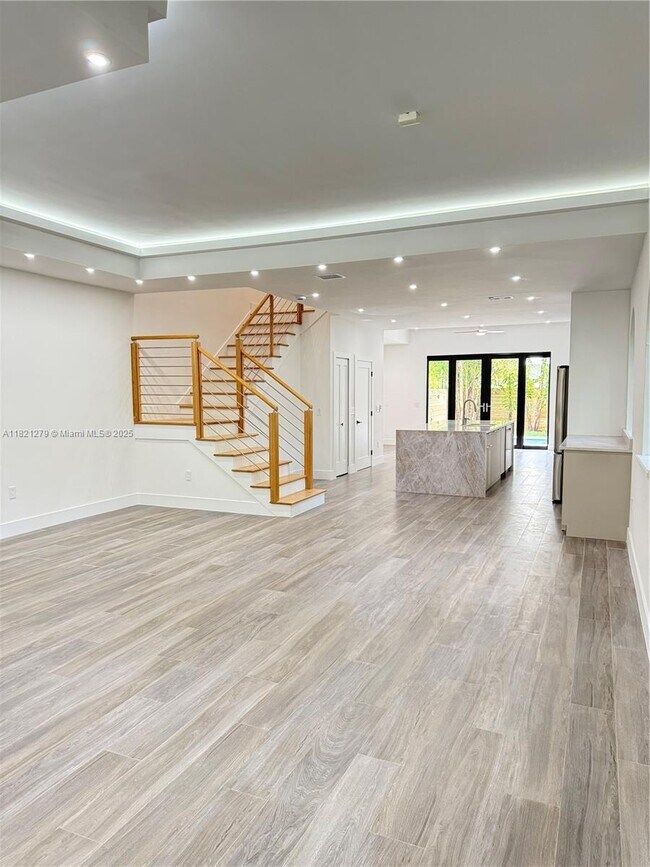 Foto del edificio - 2921 SW 30th Ct