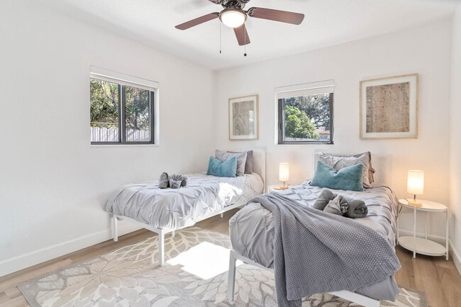 Foto del edificio - 640 NW 3rd Ct