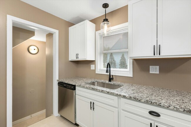 Foto del edificio - 416 N Kenwood Ave