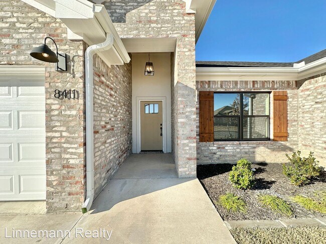 Foto del edificio - 4 br, 2 bath House - 8411 James Herring Way