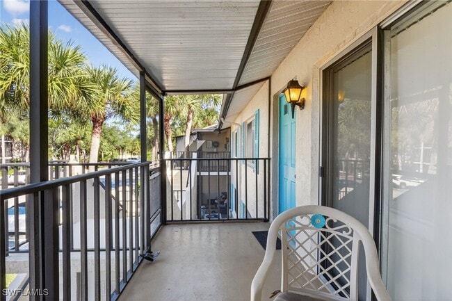 Foto del edificio - 4210 Looking Glass Ln