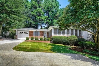 Building Photo - 1278 Fairhill Ln NE