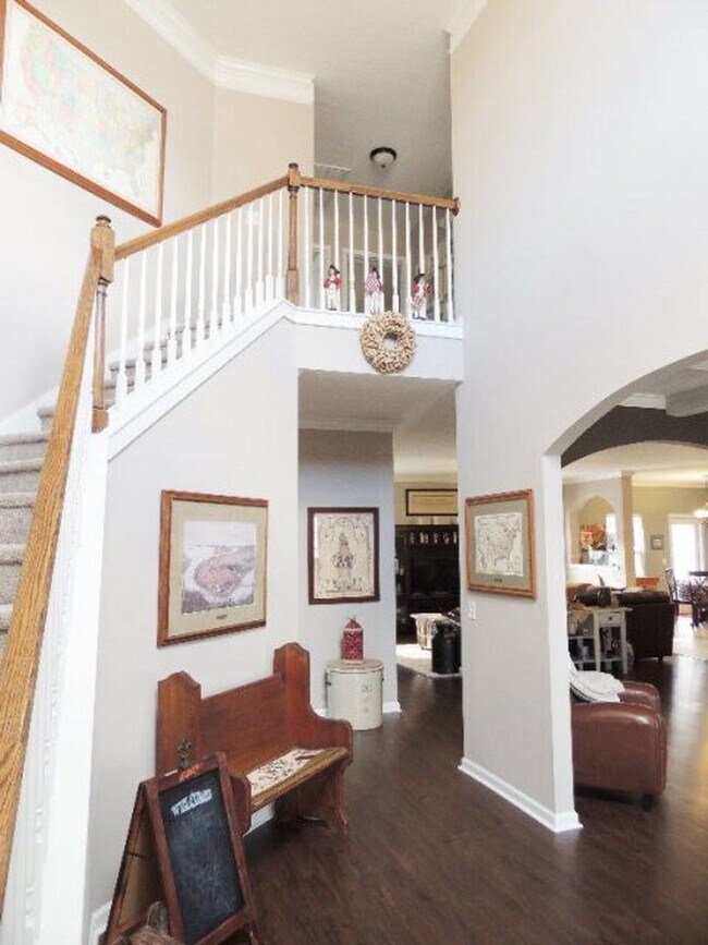 Building Photo - 5 Bedroom, 3 Bath Home in Horse Creek Farms