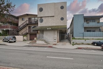 Building Photo - 444 Rosecrans Ave