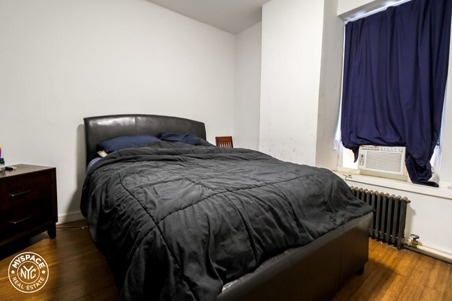 Foto del edificio - 18 Wyckoff Ave
