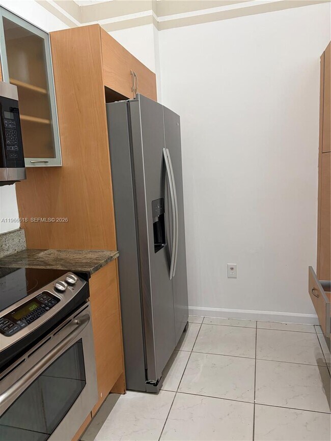 Foto del edificio - 18800 NE 29th Ave