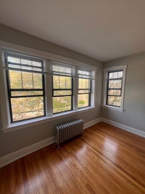 Foto del edificio - 3222 N Karlov Ave