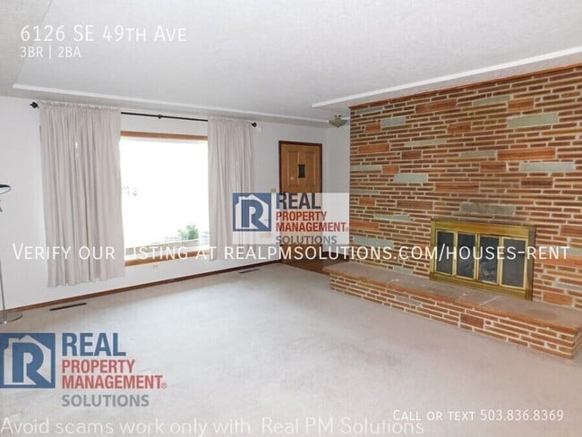 Photo - 6126 SE 49th Ave House