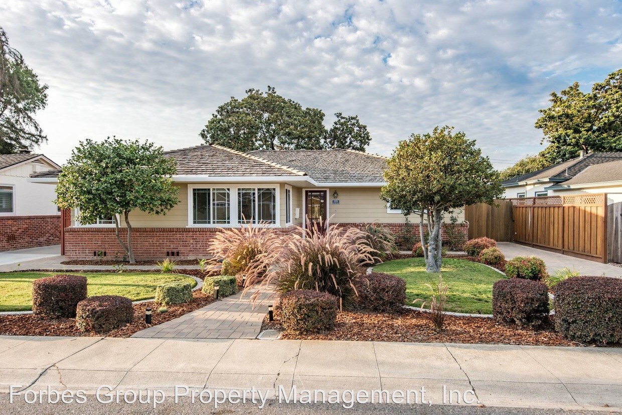 Primary Photo - 3 br, 2 bath House - 1570 De Anza Way
