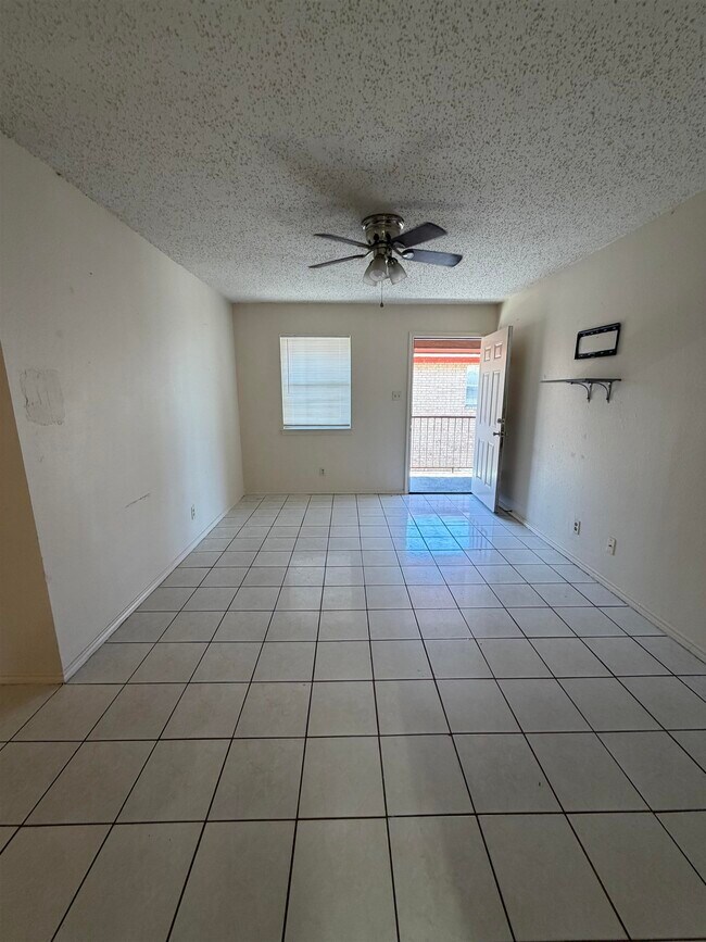 Foto del edificio - 2605 Springfield Ave