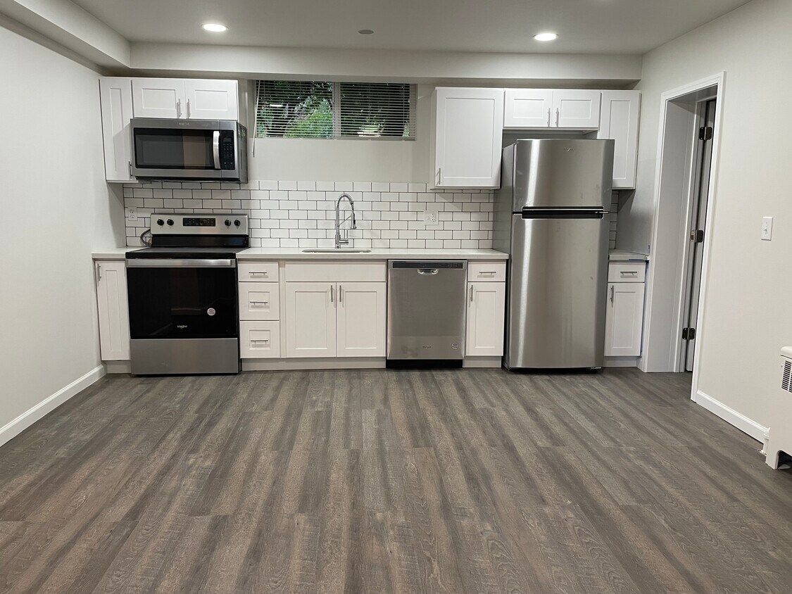 Primary Photo - 17124 33rd Ave NE